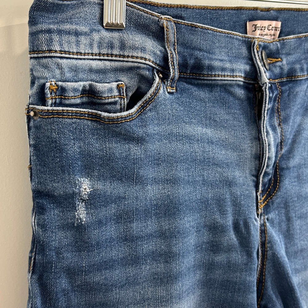 Juicy Couture Cuffed Stretch Denim Bermuda shorts |Size 12 - Picture 3 of 9